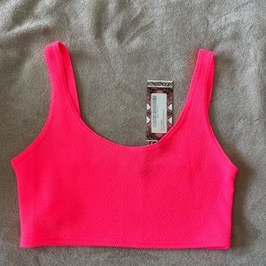 boohoo hot pink crop top. Size US 2